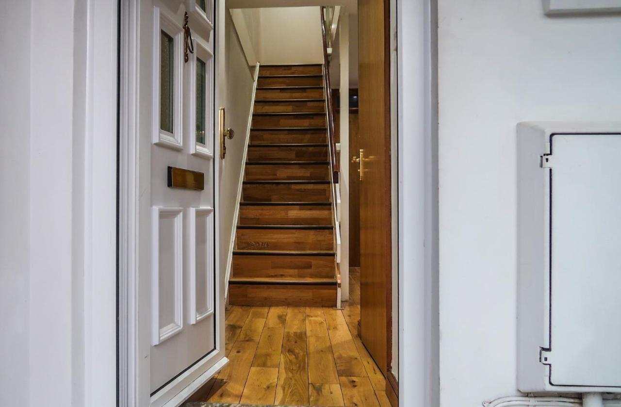 Cozy Double Room - Only Room Londra Exterior foto